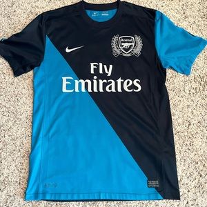 Arsenal 2011 Kit - Never Worn Excellent Condition